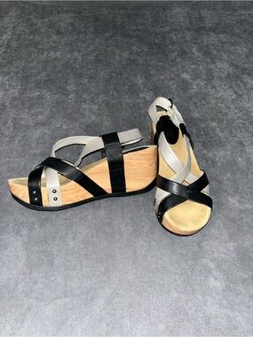 Bussola Platform Wedge Sandals Black & Cream Size 39 / US 8.5
